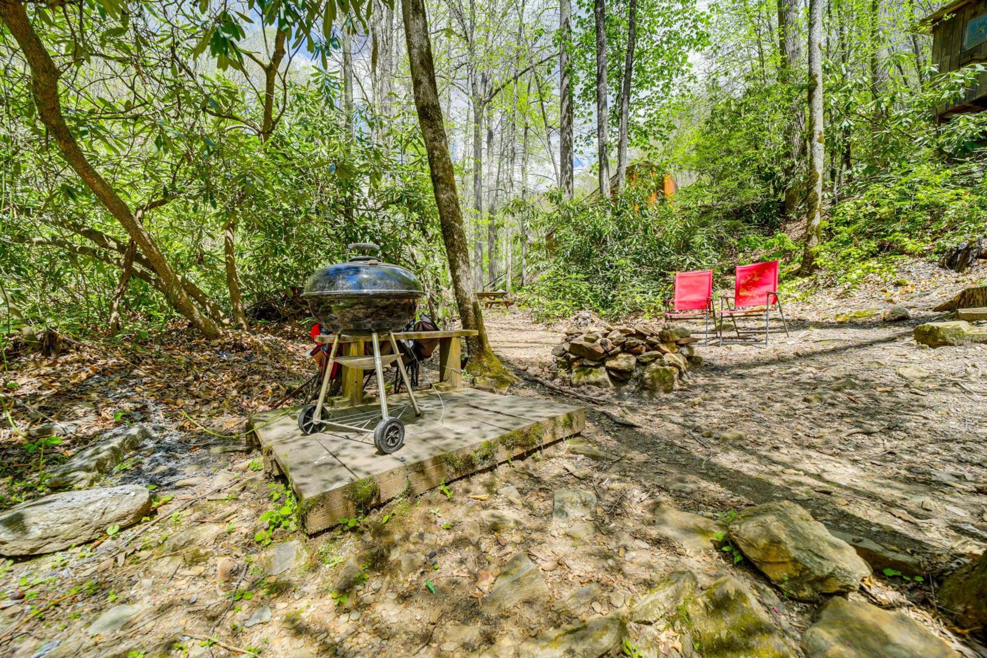 Unwind By Fire! Creekside Whittier Cabin with Deck