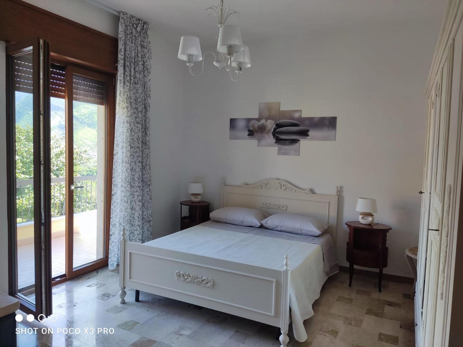 Residenza Regina Margherita, Apud Montes