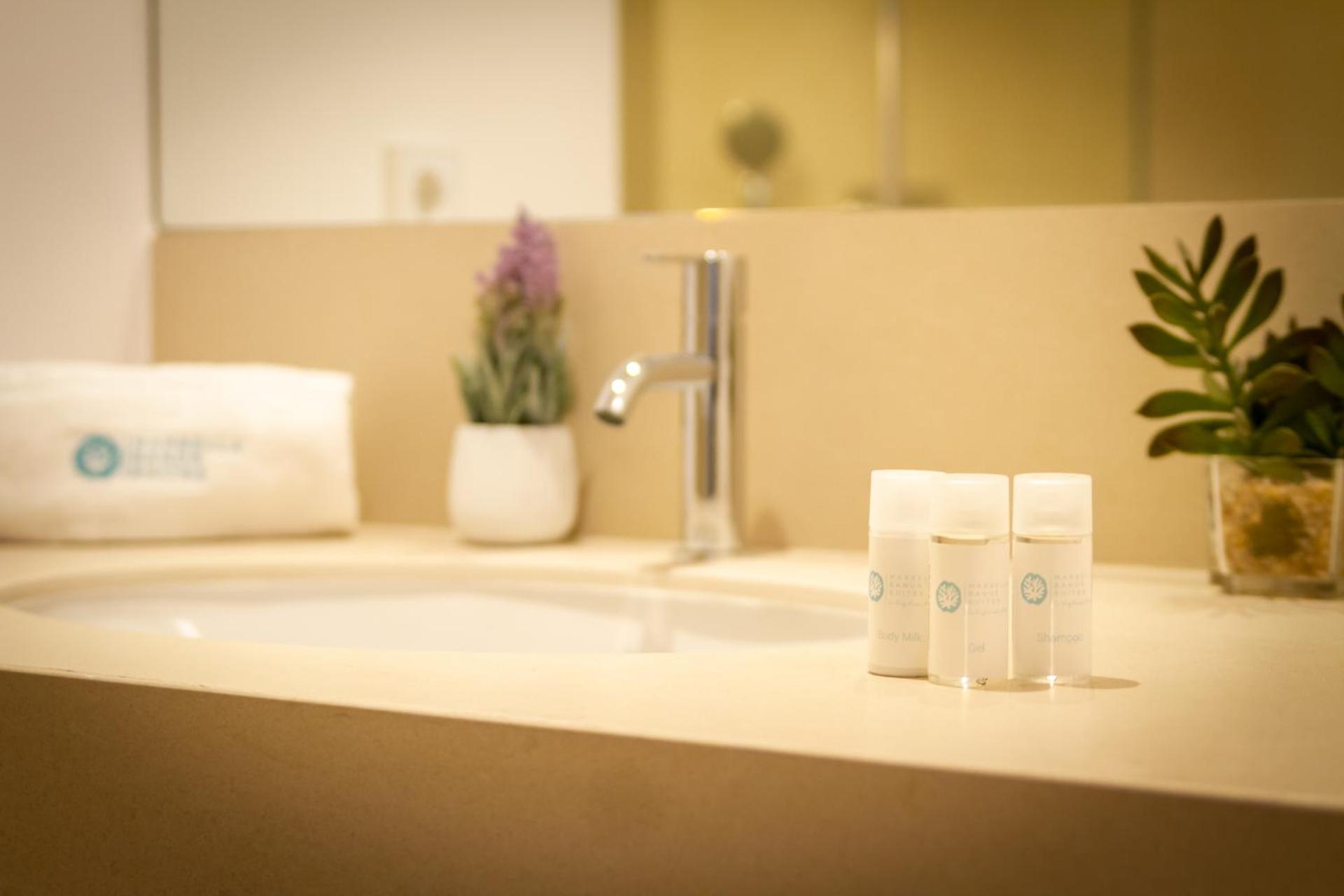 MARBELLA BANUS SUITES - Playas del Duque Beachside Complex