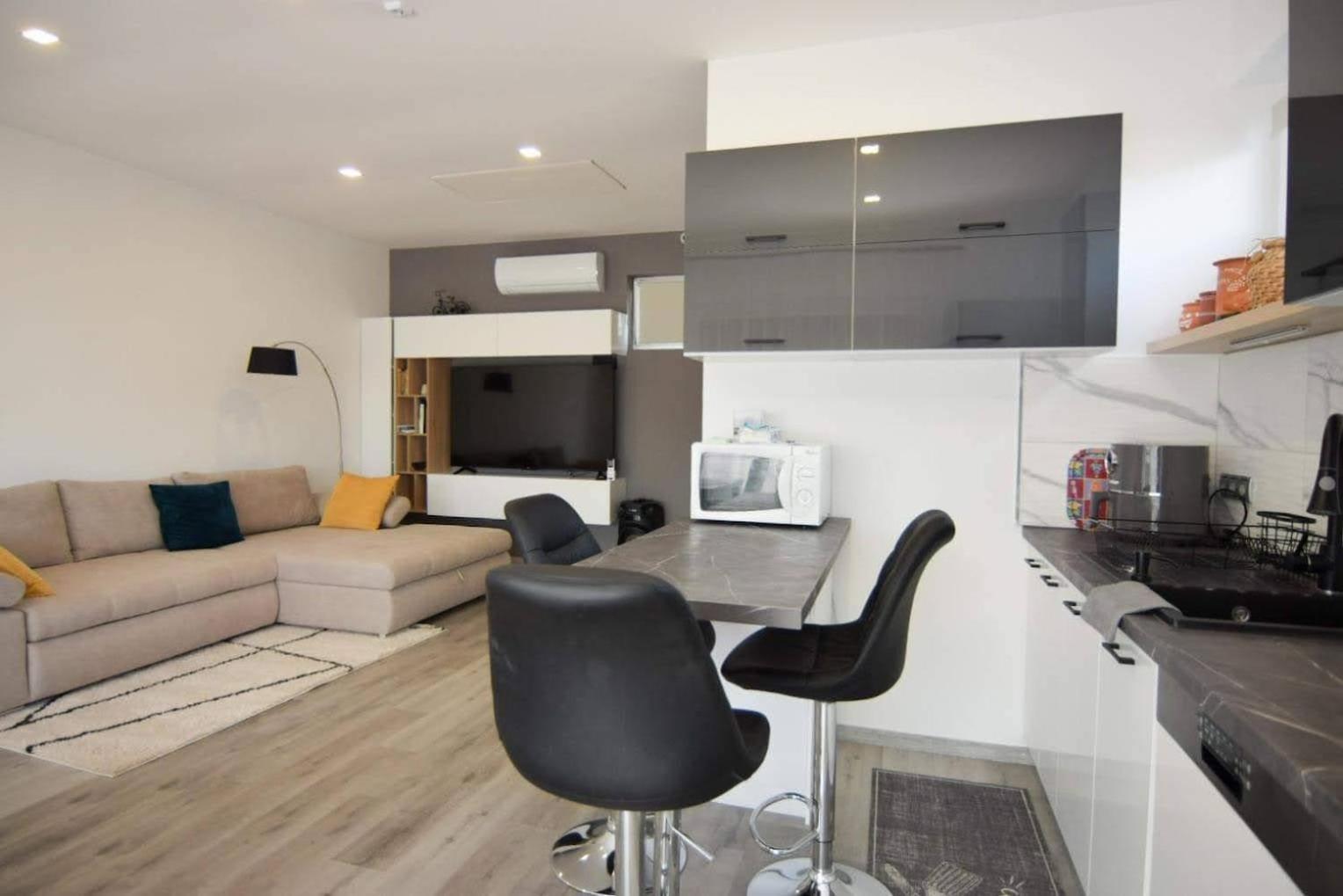 Marco Art Vendégház Jakuzzi, Sauna - 2025 nyártól - from this Summer 2025