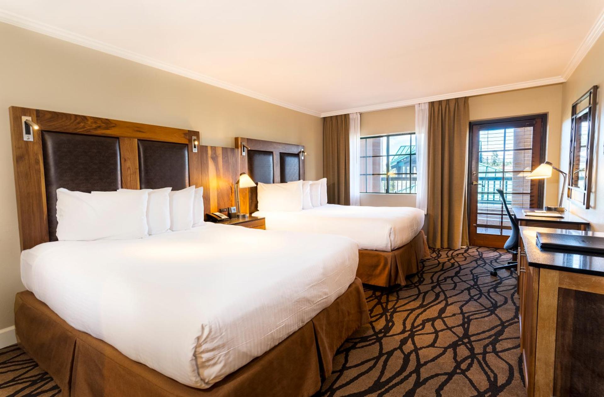 Deluxe Queen Room with Two Queen Beds