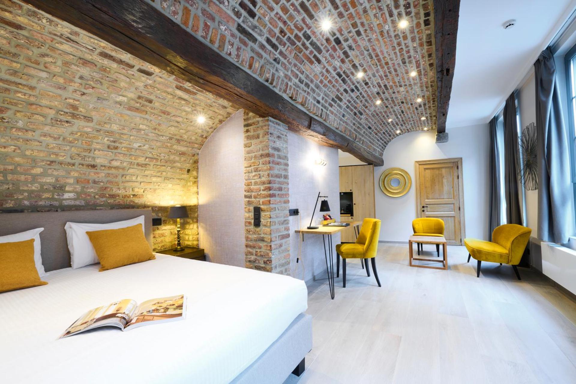 Double Room with Spa Bath