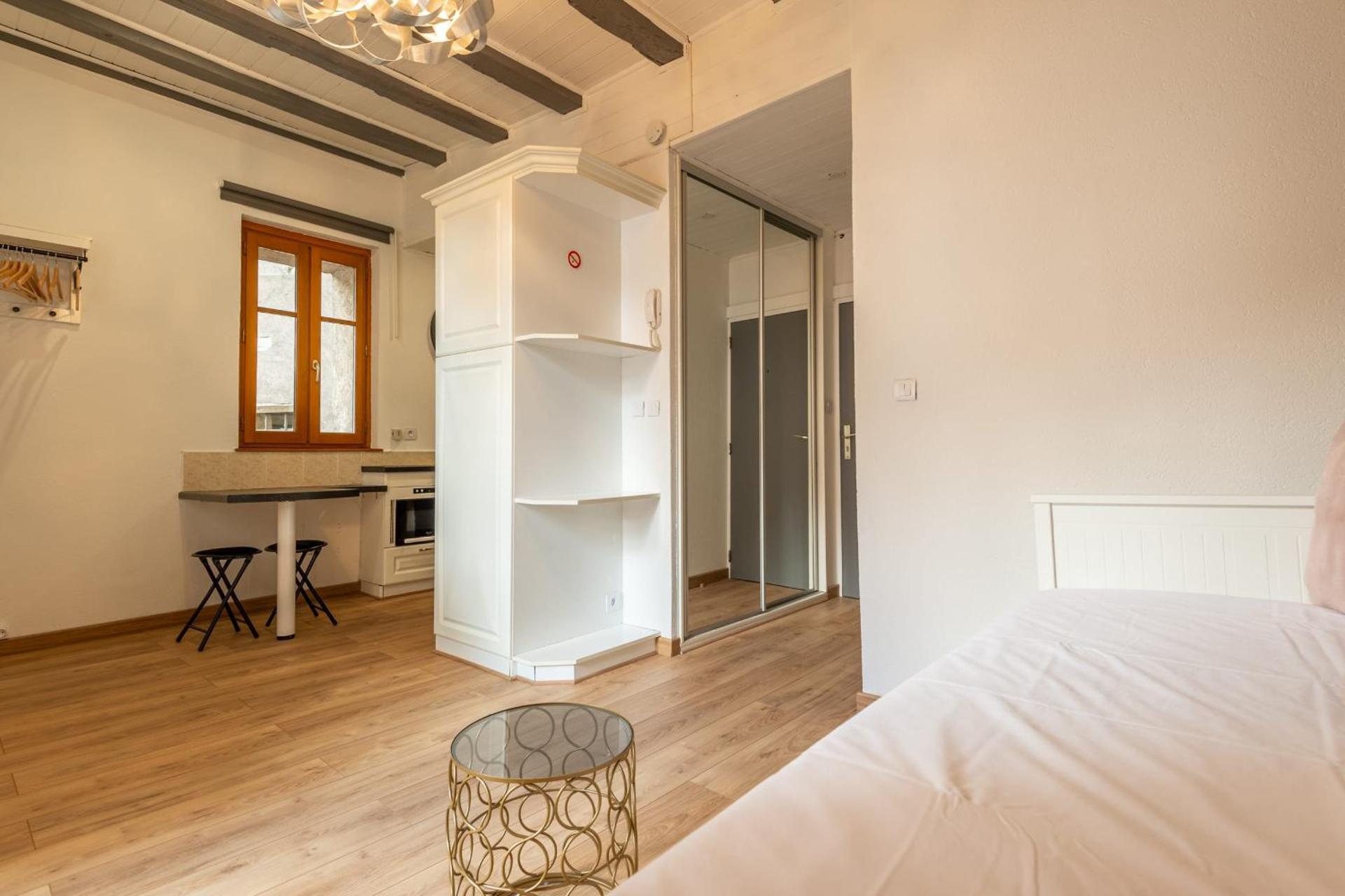 La Tour Médiévale au centre ville