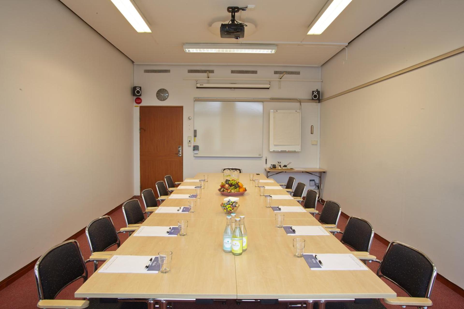 Meeting/conference room