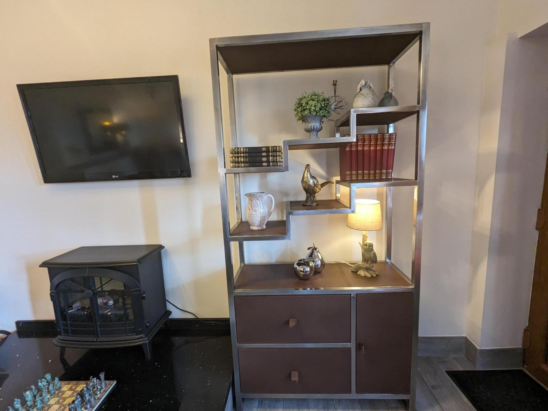 Cozy Cottage Close to Haworth Sleeps 2 with Garden