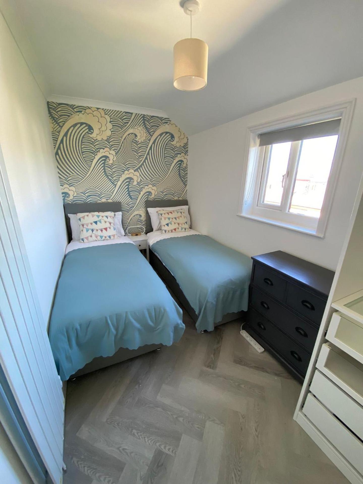 4 Bed House in Lovely Cornish Town