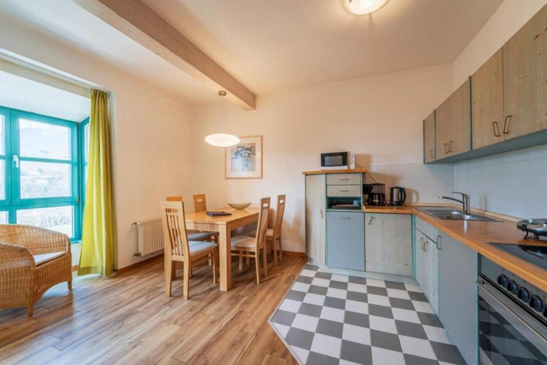 Two-Bedroom Deluxe Apartment with Balcony