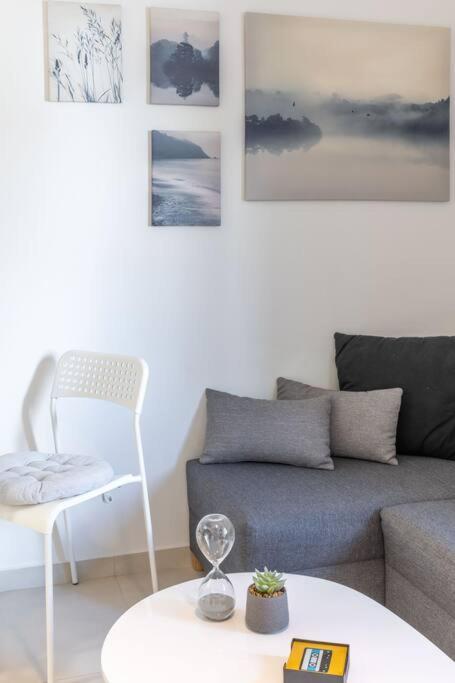 The HostMaster Aethereal Style