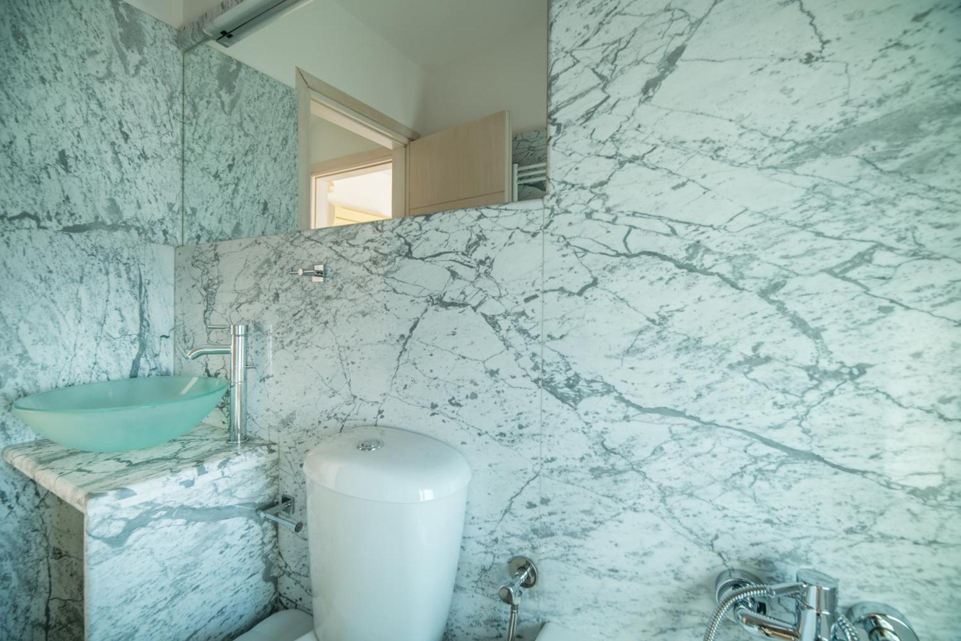 Sophia's Owl Flew Away Maisonette