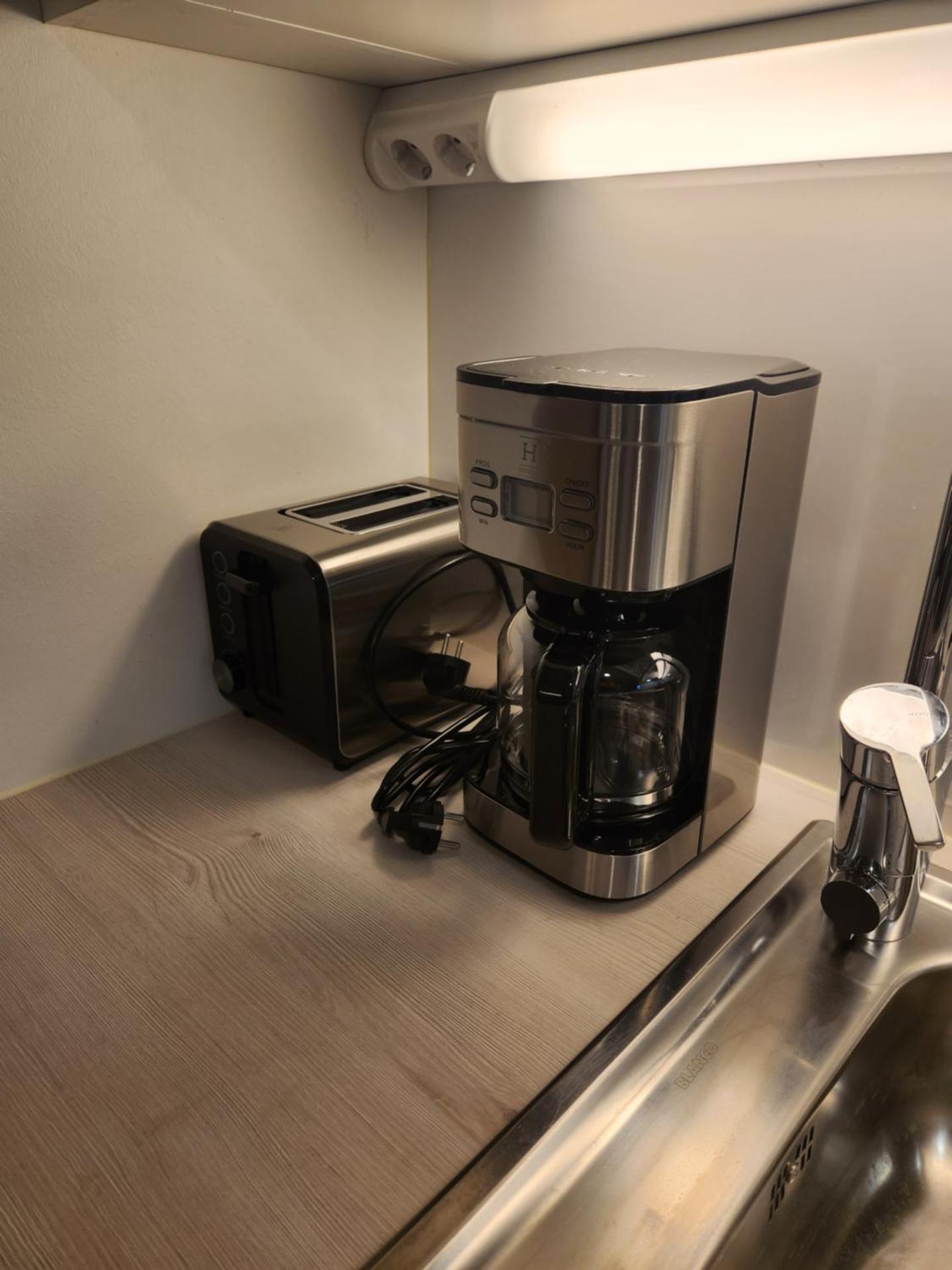 Coffee/tea facilities