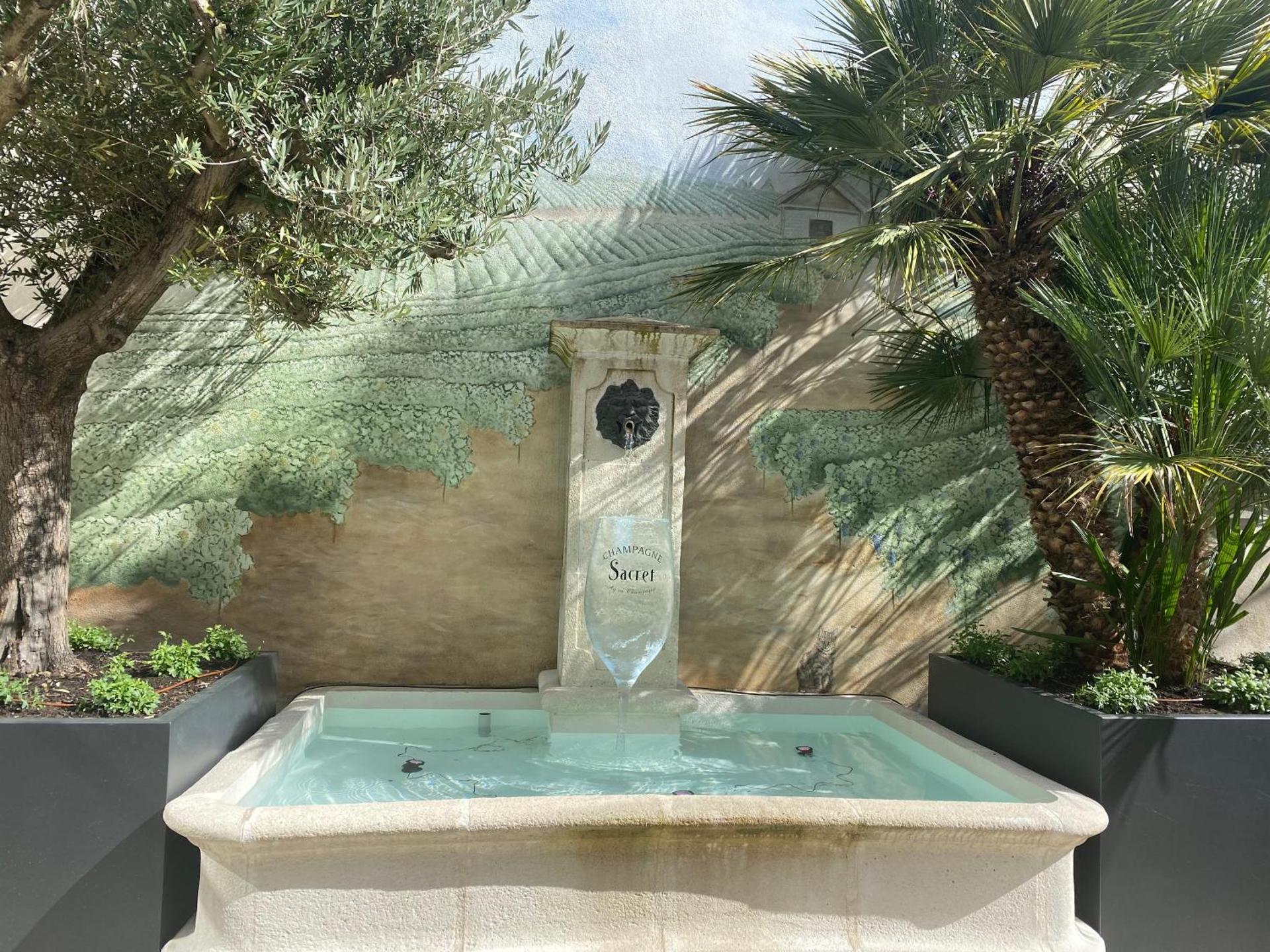 Inner courtyard view