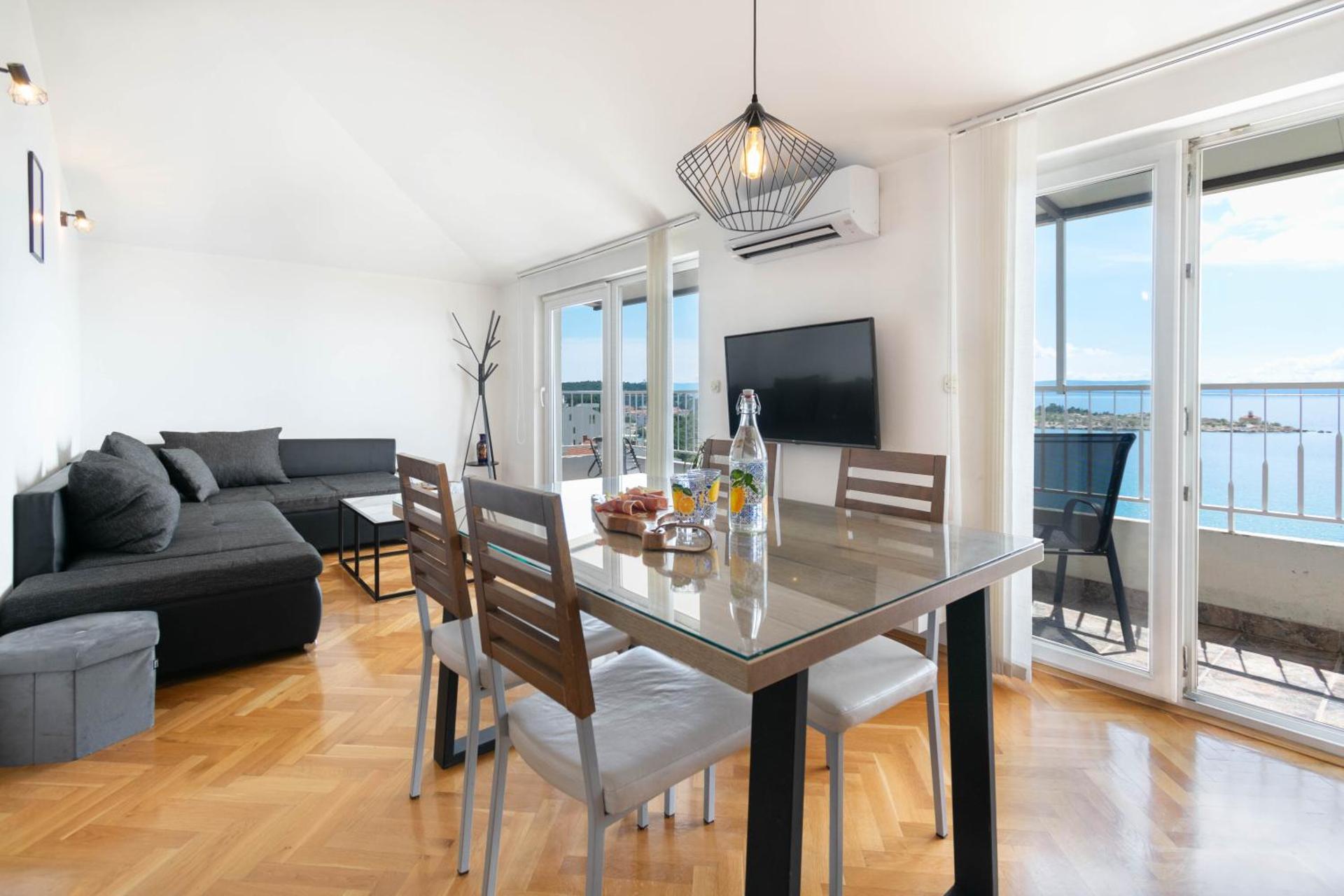 Apartment 30 m from Beach,Makarska,Marija