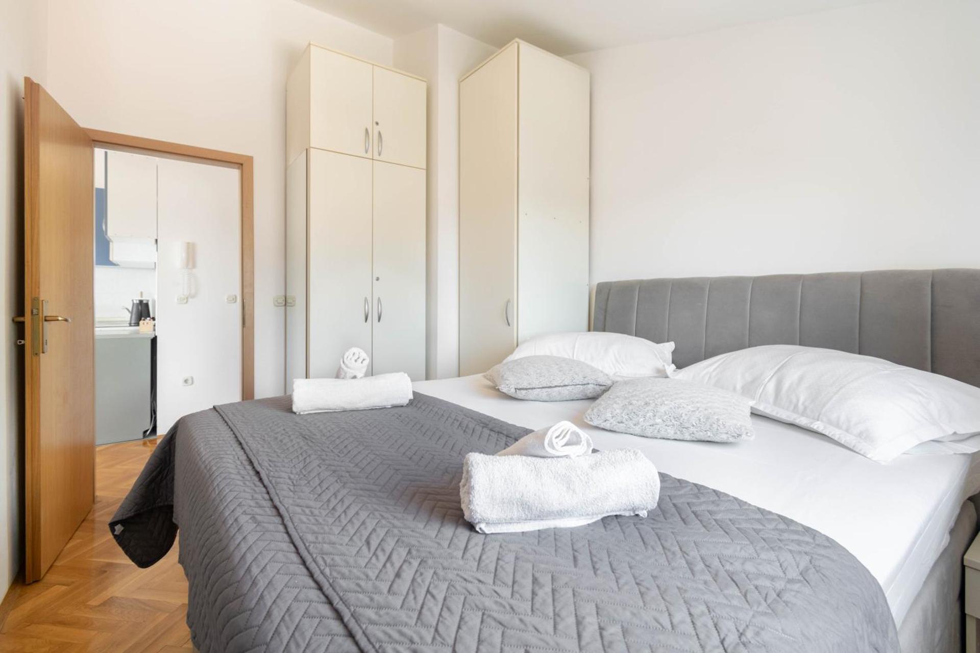 Apartment 30 m from Beach,Makarska,Marija