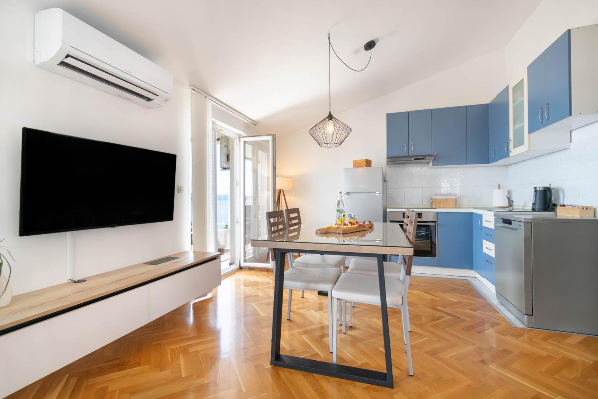 Apartment 30 m from Beach,Makarska,Marija