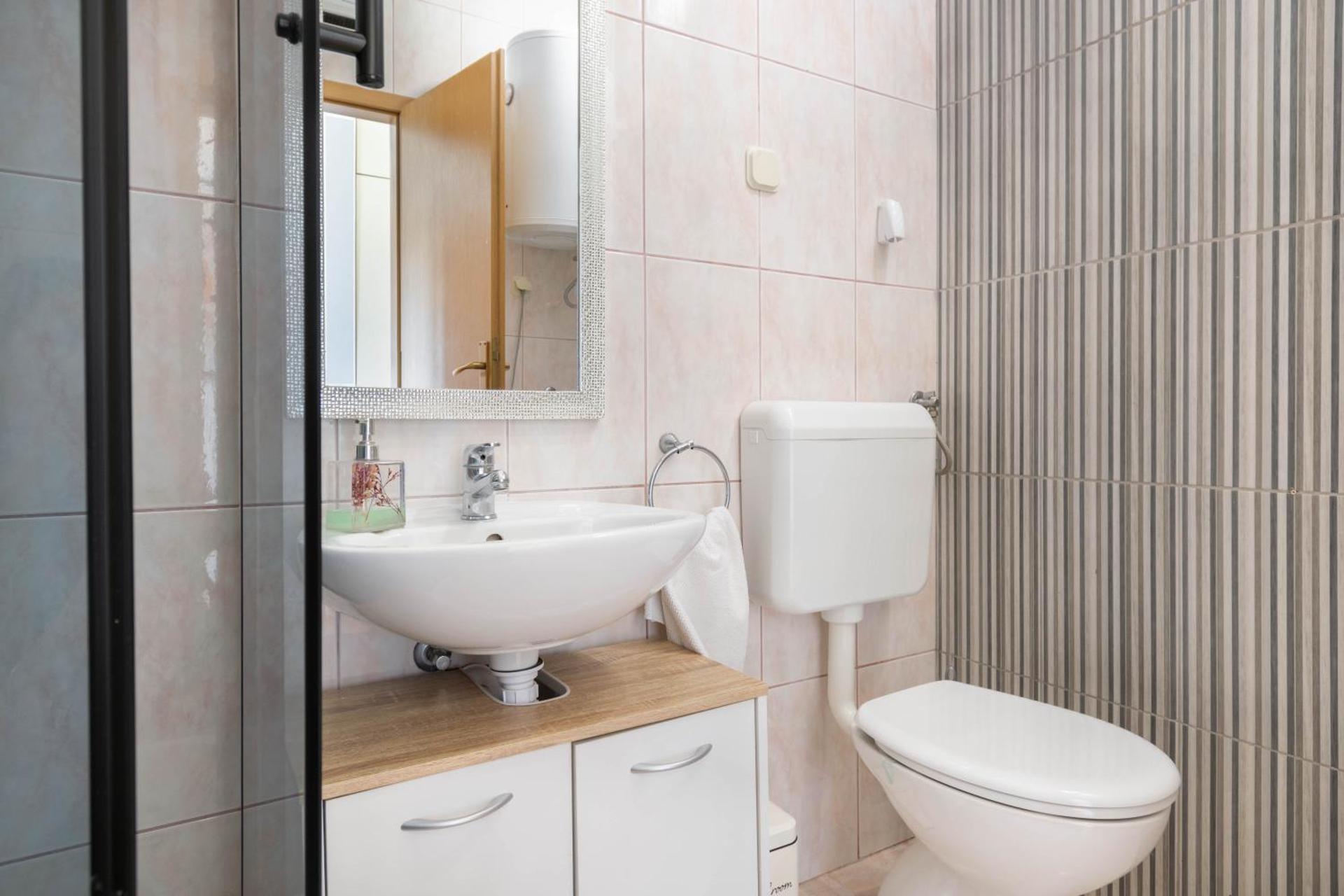 Apartment 30 m from Beach,Makarska,Marija