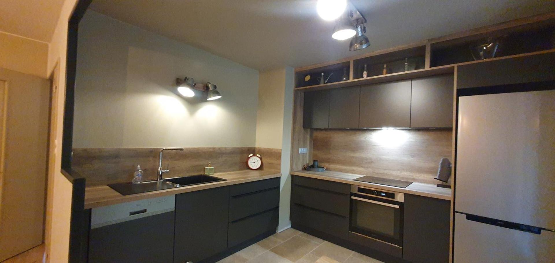 Kitchen or kitchenette