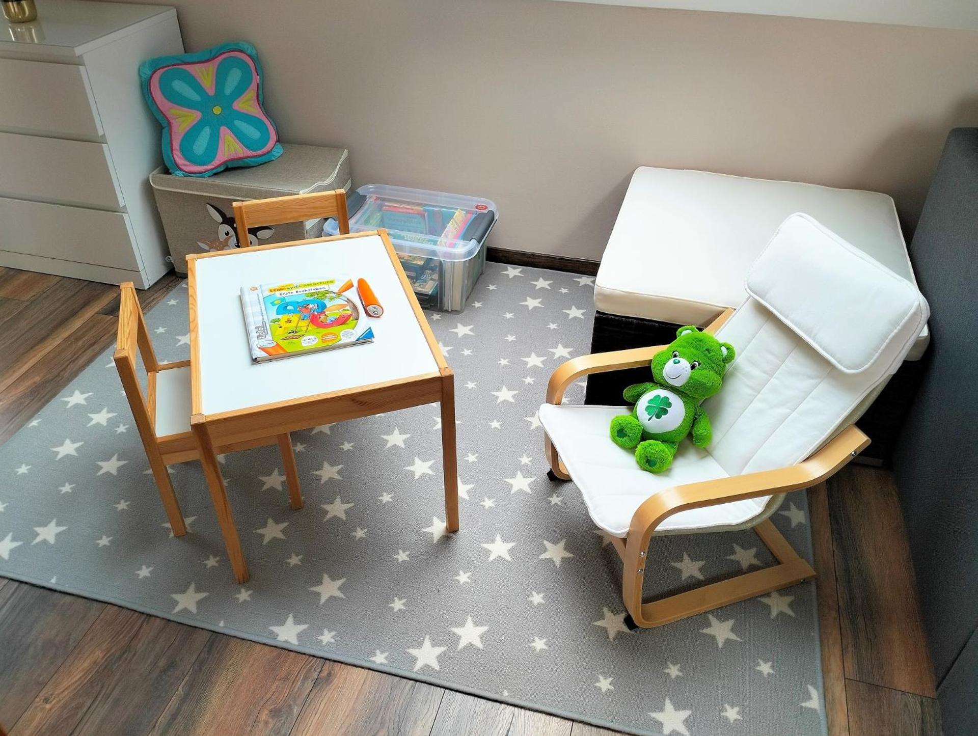 Ferienwohnung Am Waldesrand - Garten, Terrasse, Grill, Luftkühler, Massagesessel, Kinderspielecke, Spielekonsole