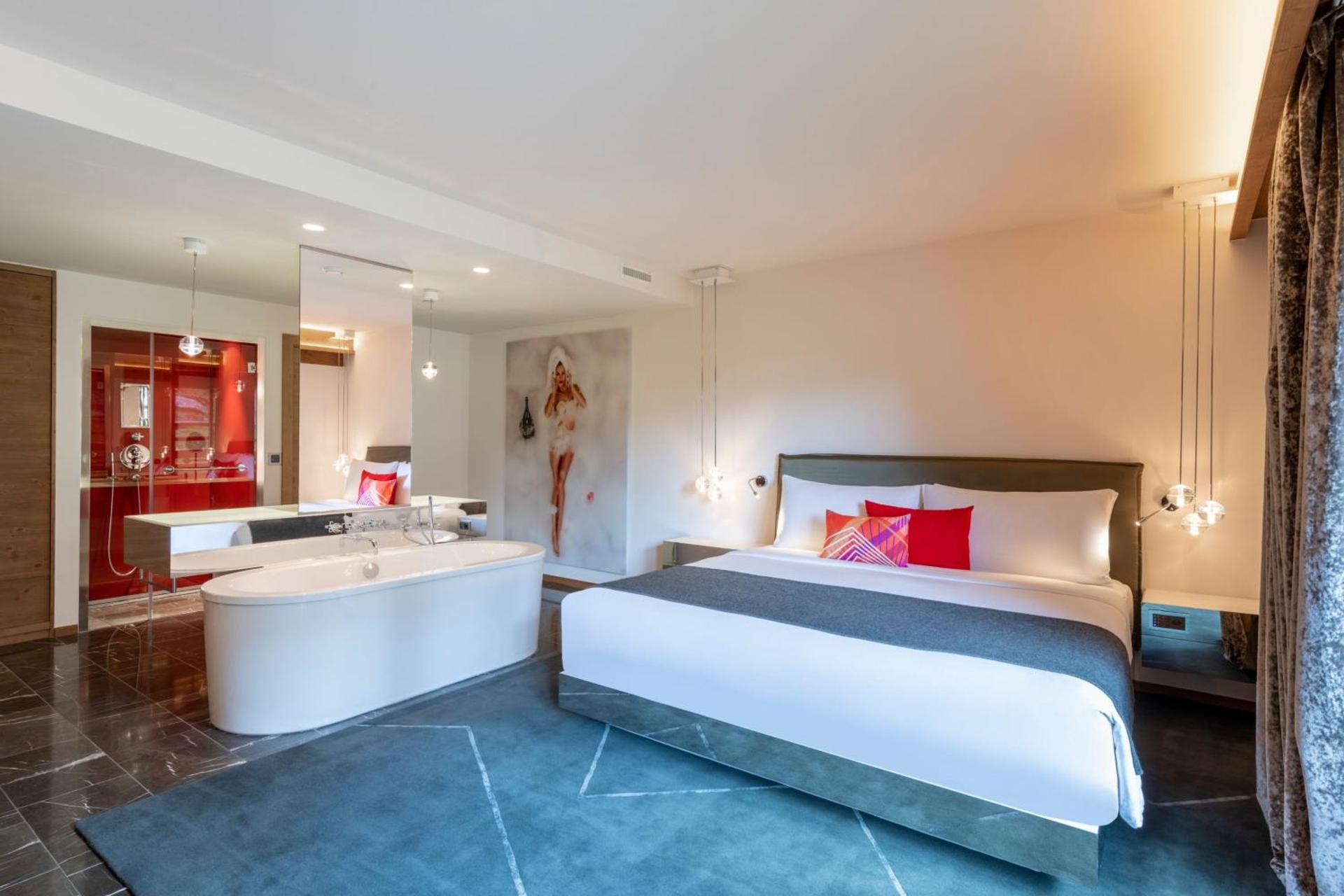 Photo of the whole room