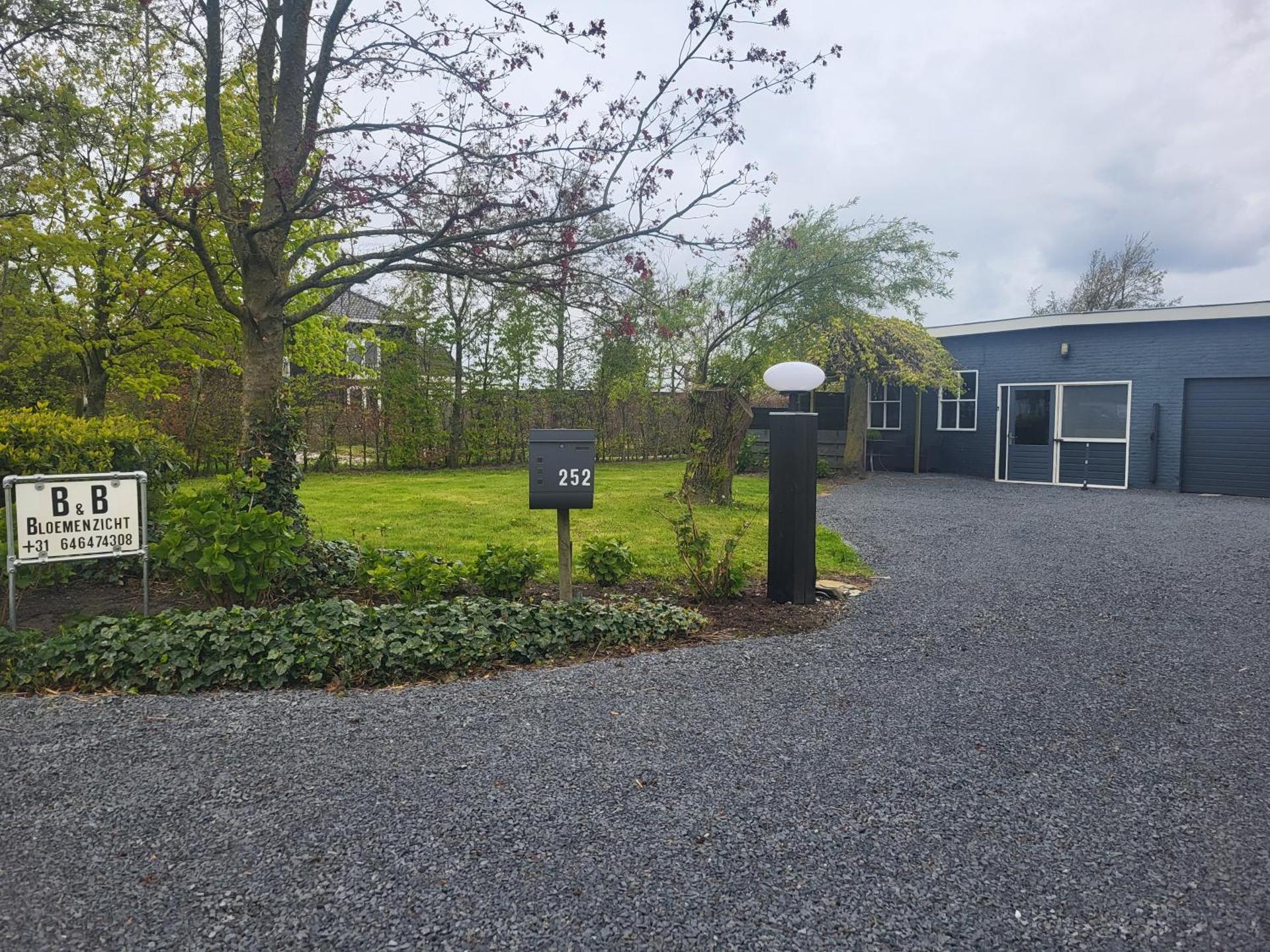 LUXE Bloemenzicht 4 personen, BnB, 10 minuten van zee