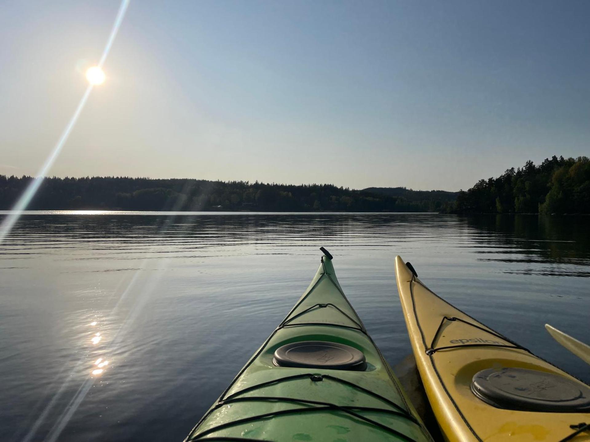 New house by the lake Bunn & private bathing jetty