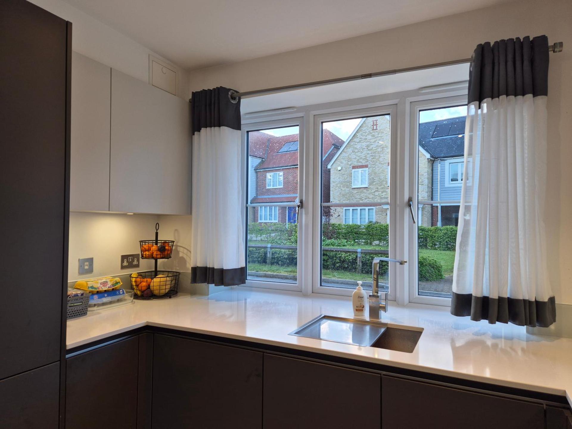 Double Room in a shared 4 bedroom family home in Broomfield