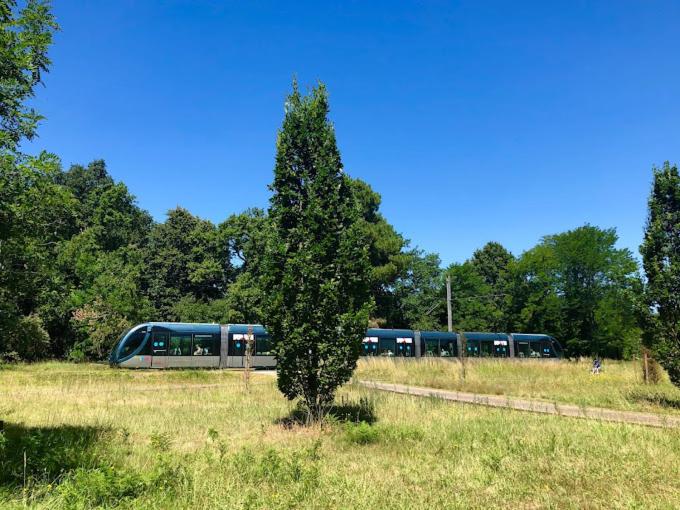 Maisonnette - Proximité ville & tram