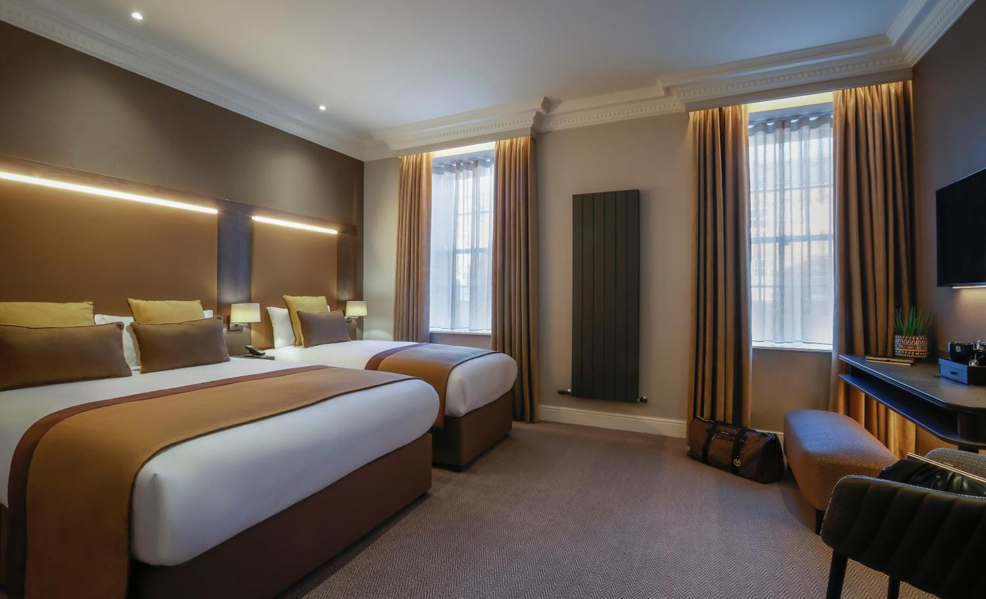 Deluxe Double & Single Room