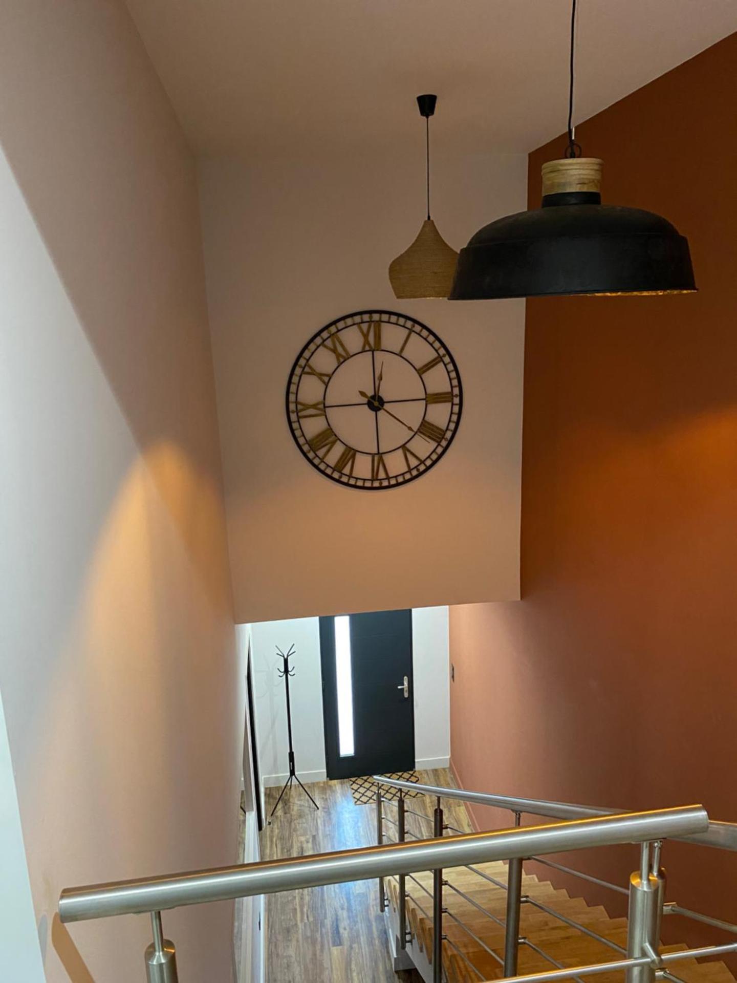 Villa 400m2 piscine intérieure très calme