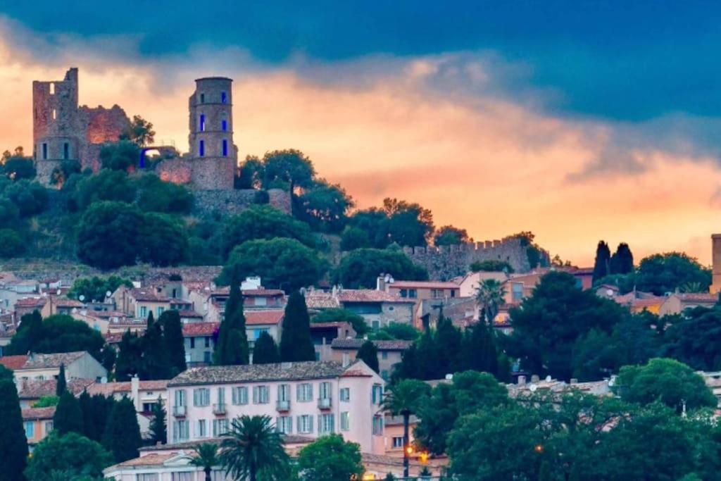 Appartement clim, parking, wifi