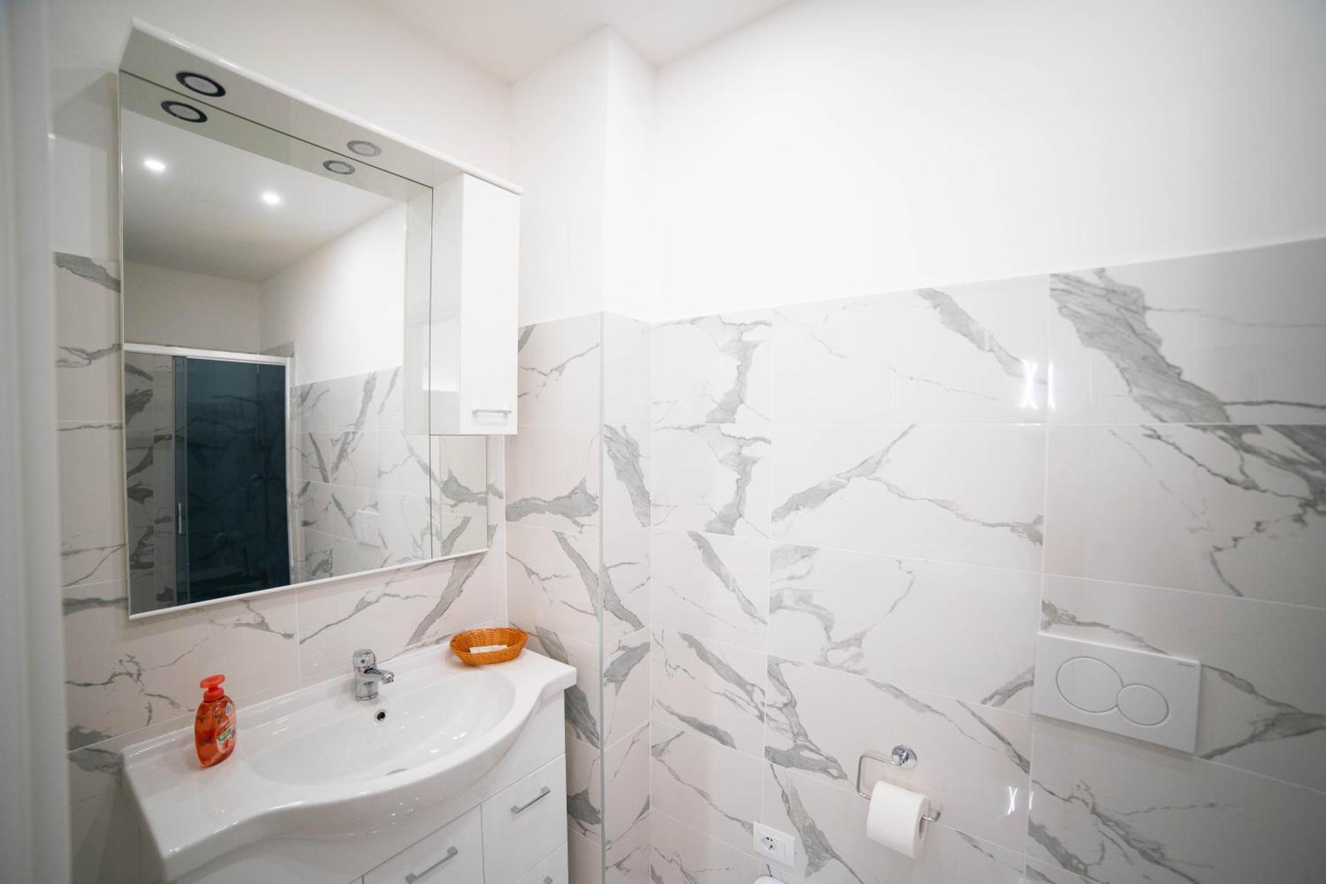 Dobbeltværelse med eget badeværelse