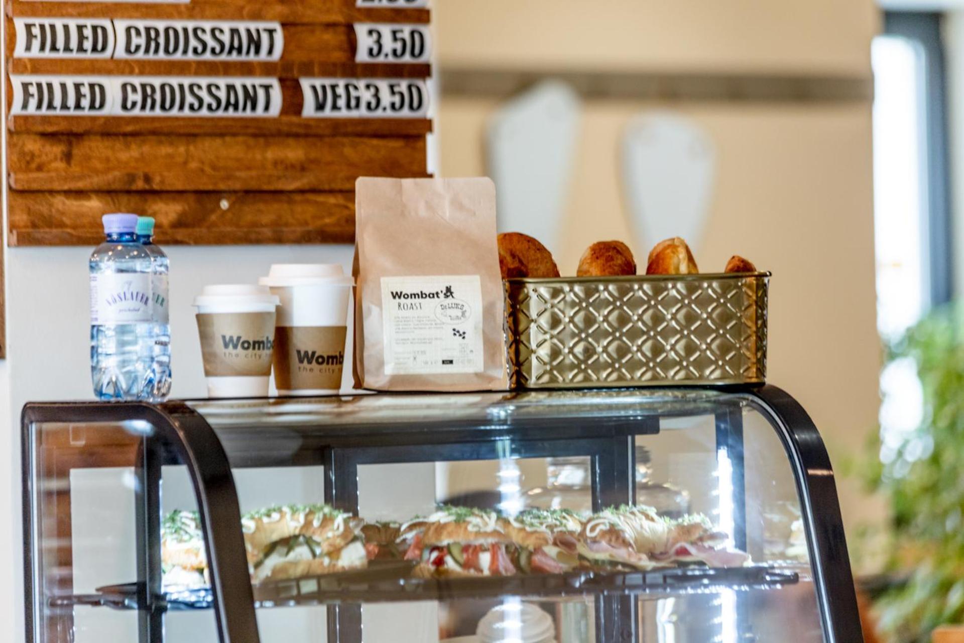 Coffee/tea facilities