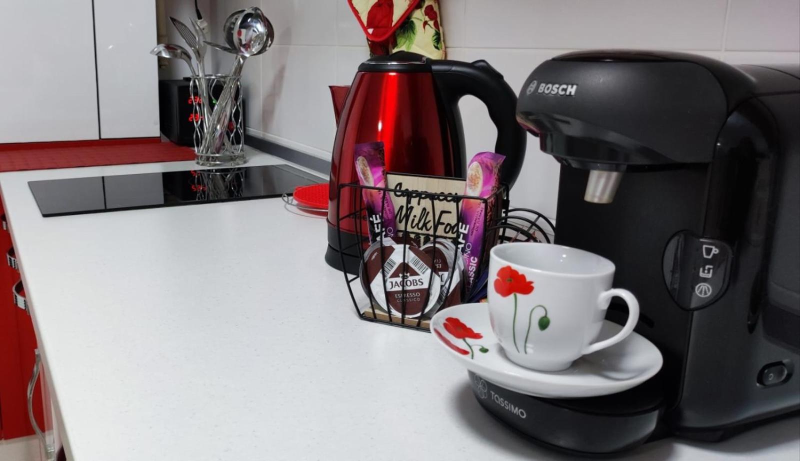 Coffee/tea facilities