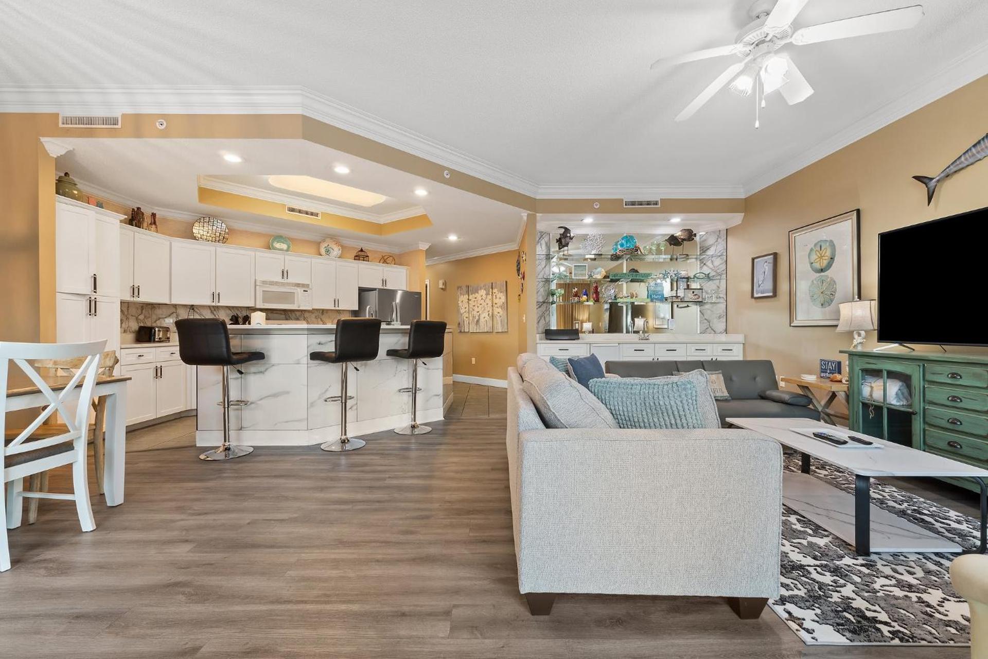 Phoenix On The Bay 1108 by Vacation Homes Collection