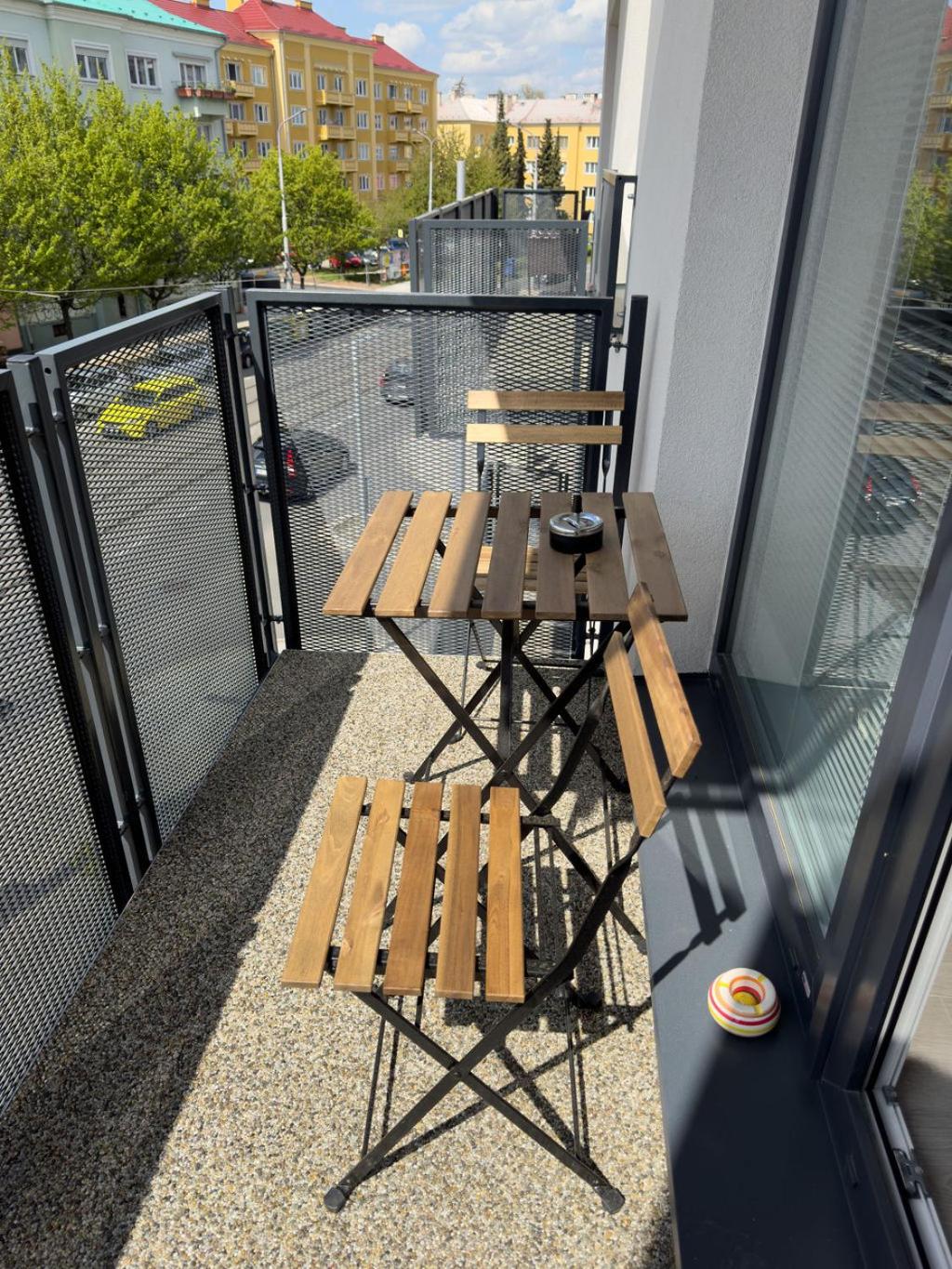 Edmund's apartments 22