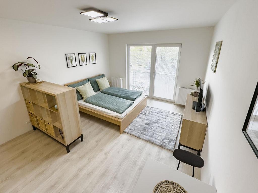 Edmund's apartments 22