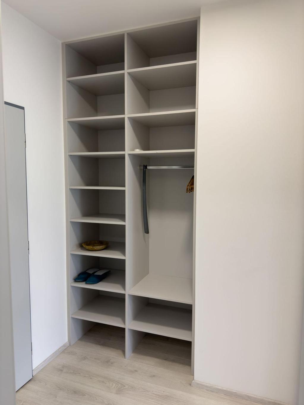 Edmund's apartments 22