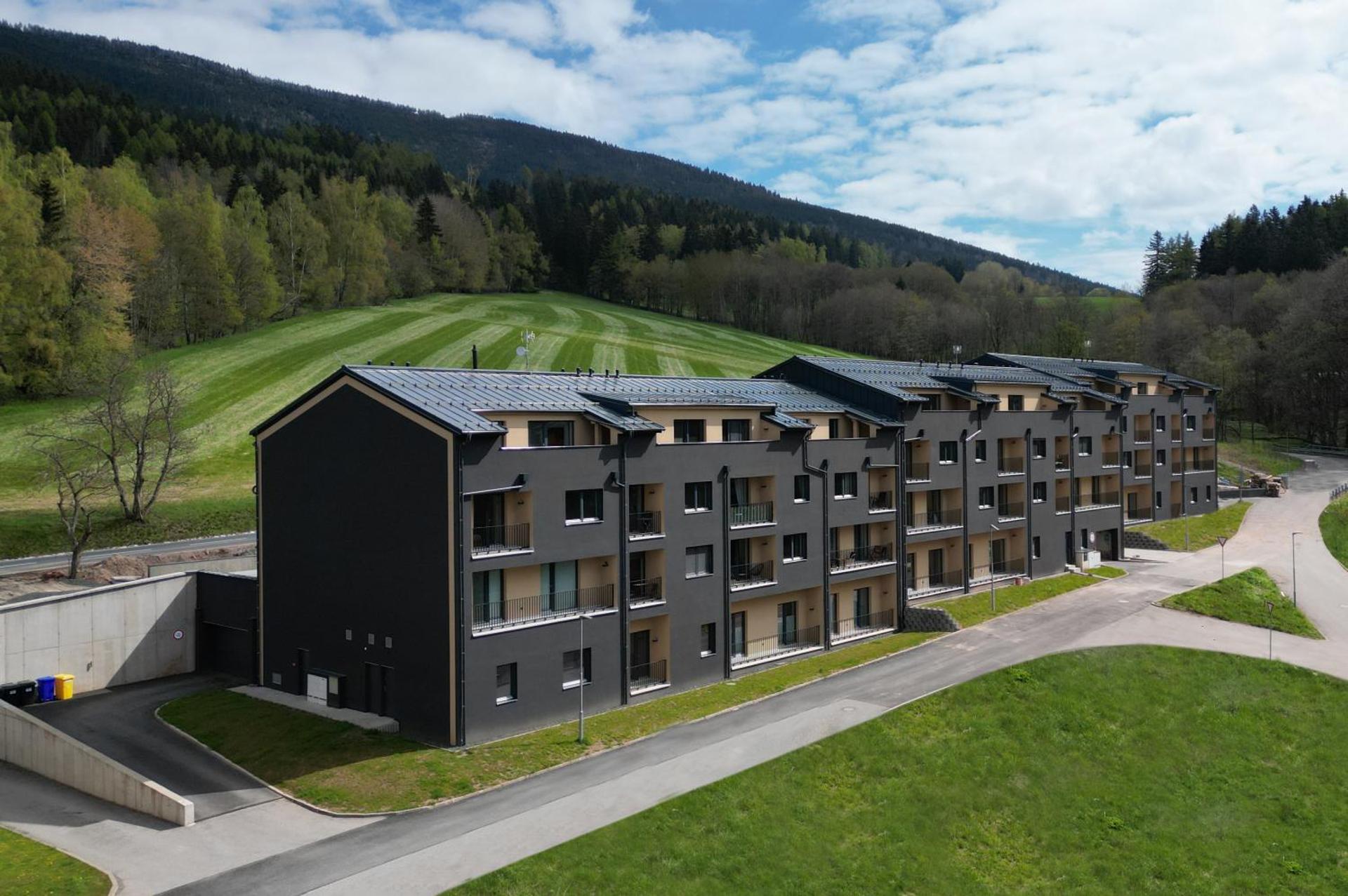 Apartmány Čerňák - Horňák - 4-6 osob, balkon, dvě parkovací místa