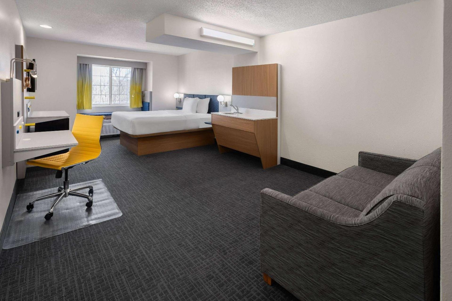 Photo of the whole room