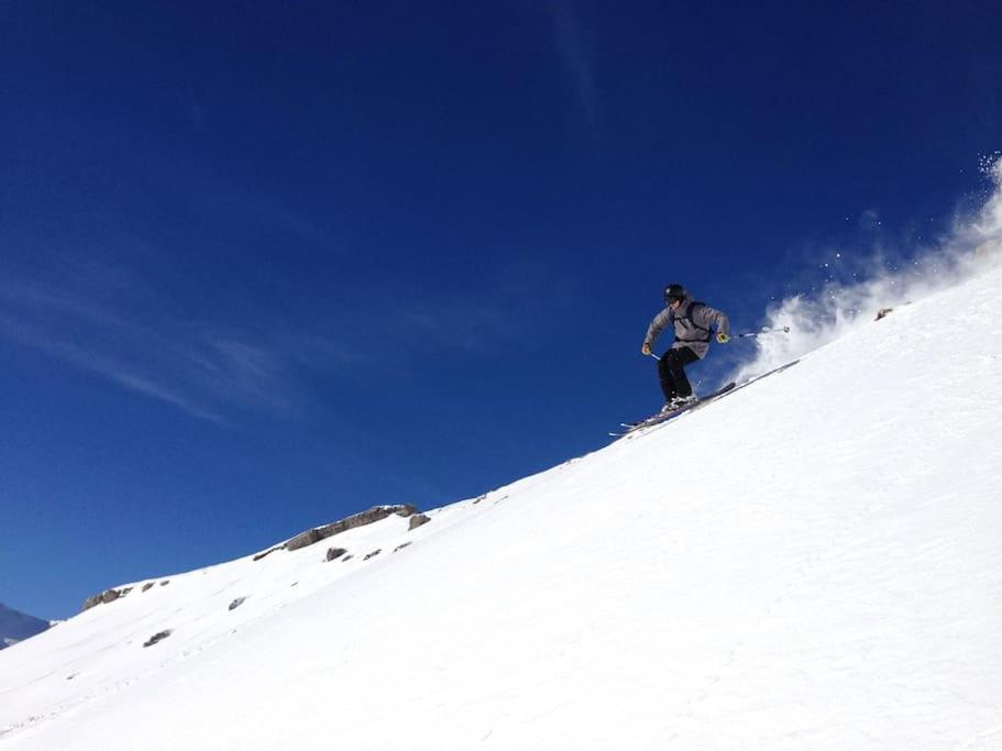 Modern LAAX apt, Swimming Pools, Wellness & Tennis