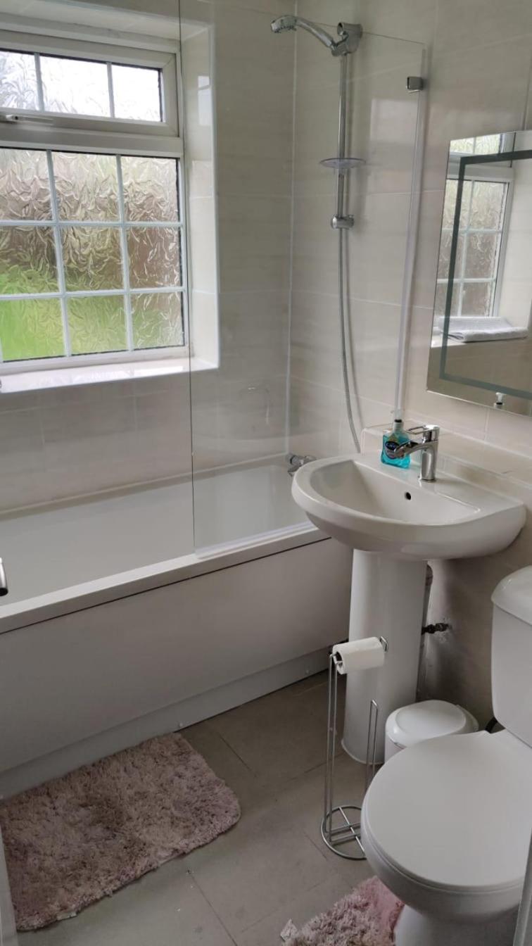 2 bed Solihull near NEC Airport, JLR, Resort Wrld