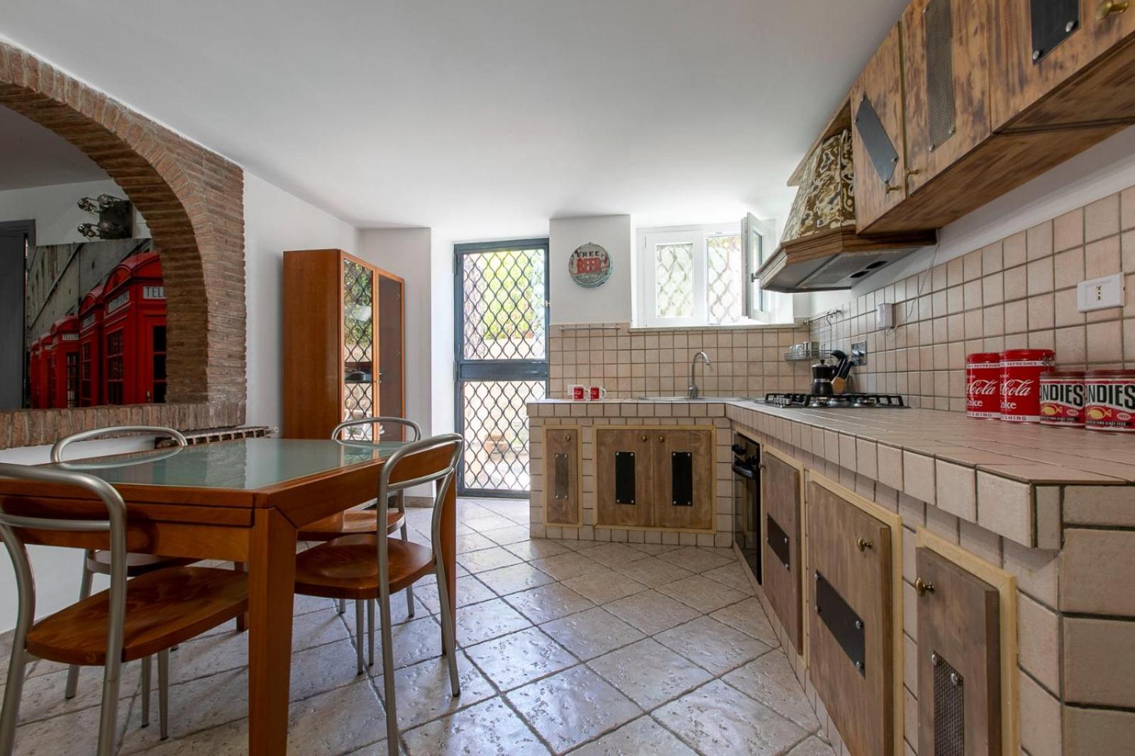 Kitchen or kitchenette