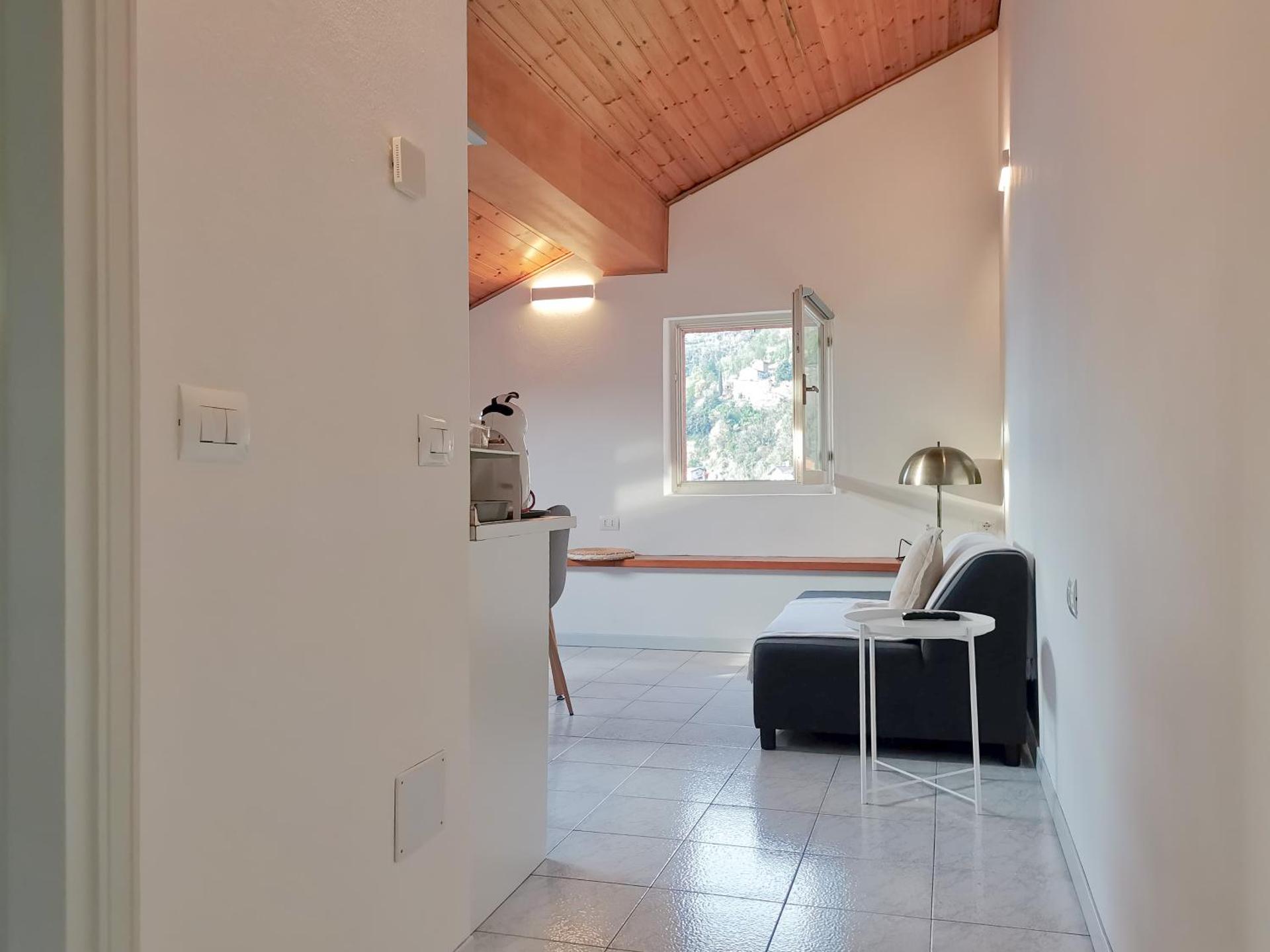 Mave's house 2, lake of Como, Bellano near Varenna