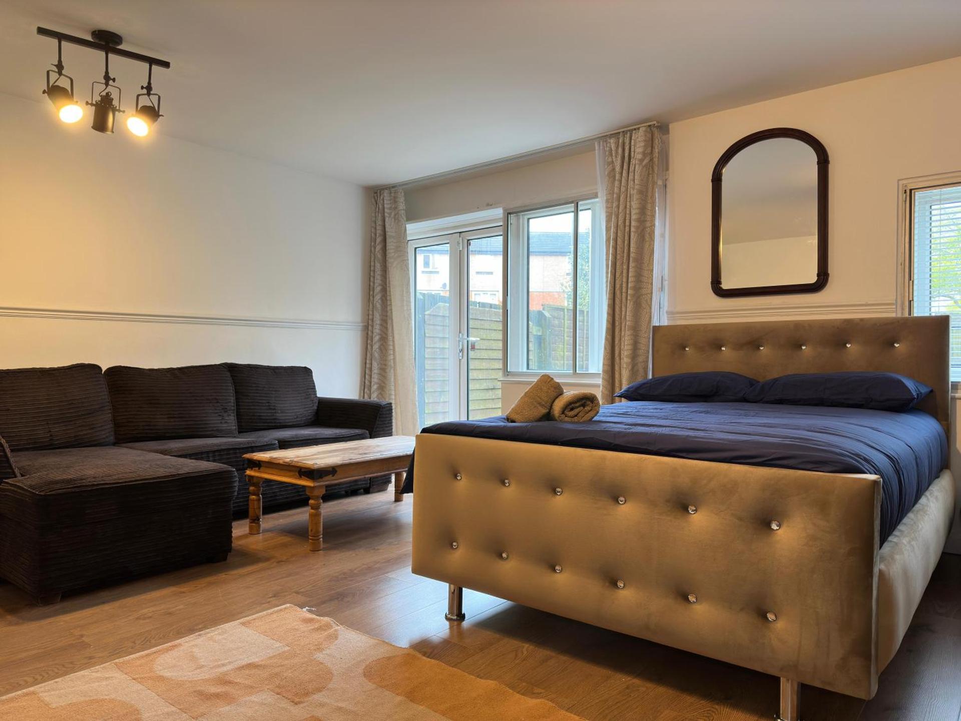 Photo of the whole room