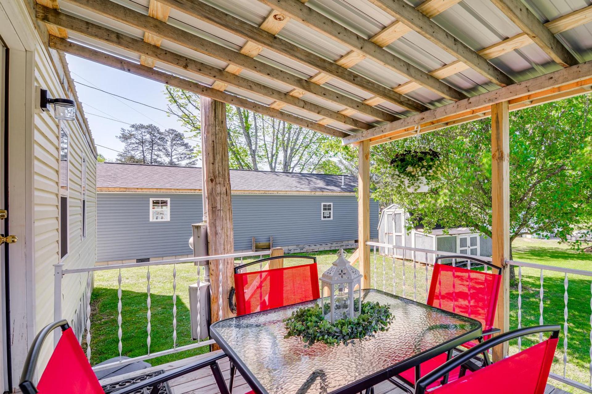 Pet-Friendly Corbin Vacation Rental about 4 Mi to Town