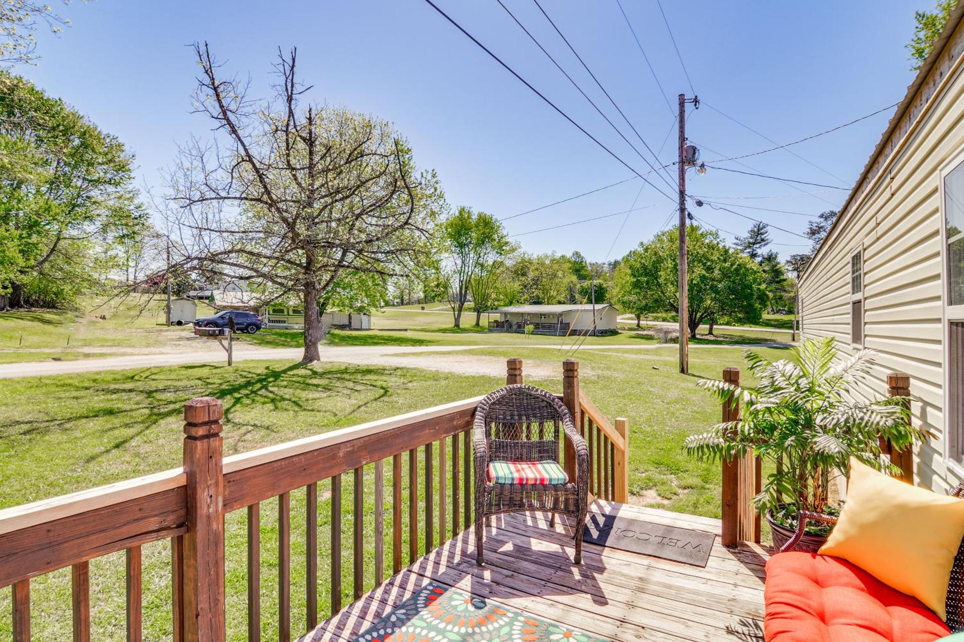 Pet-Friendly Corbin Vacation Rental about 4 Mi to Town