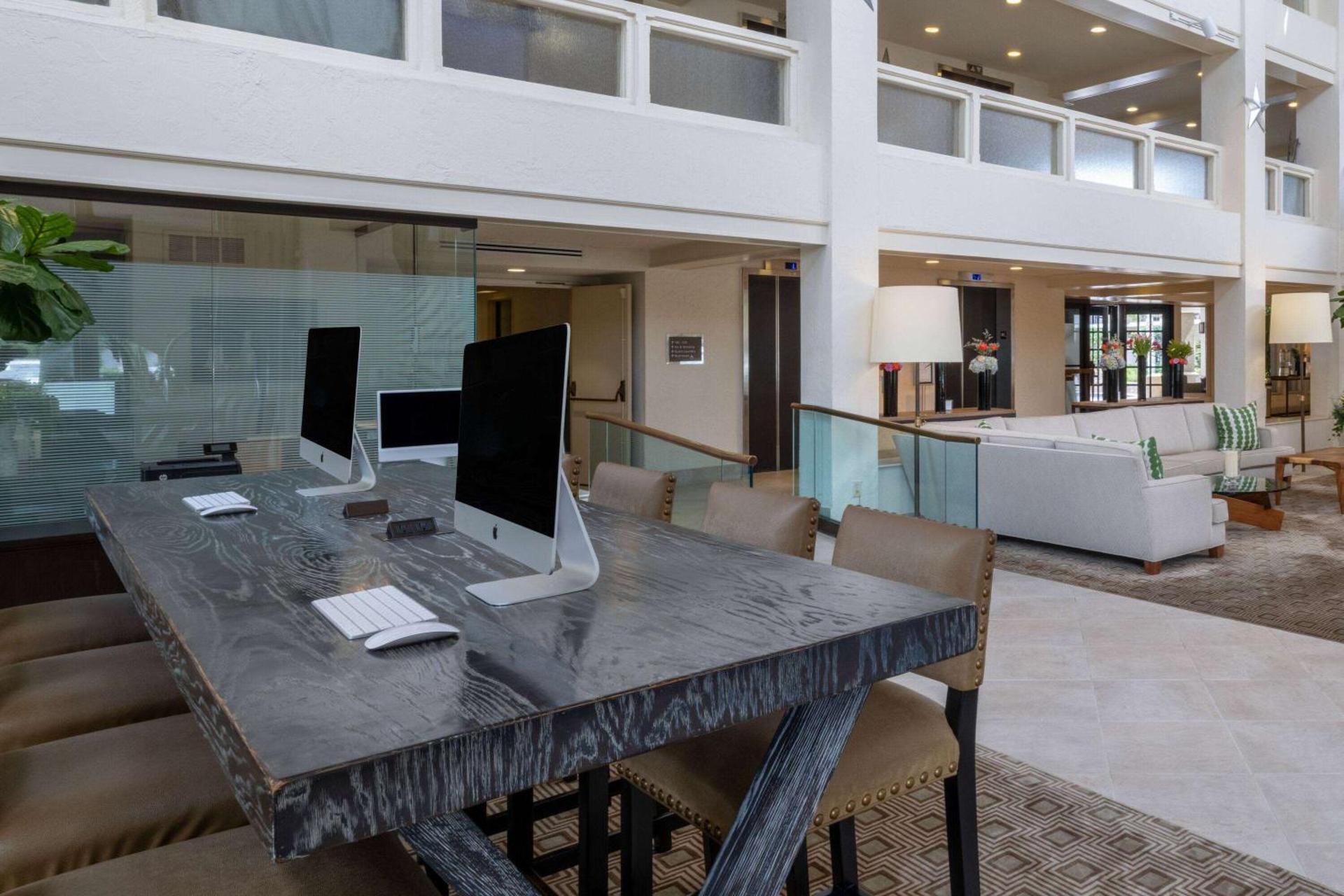 Meeting/conference room