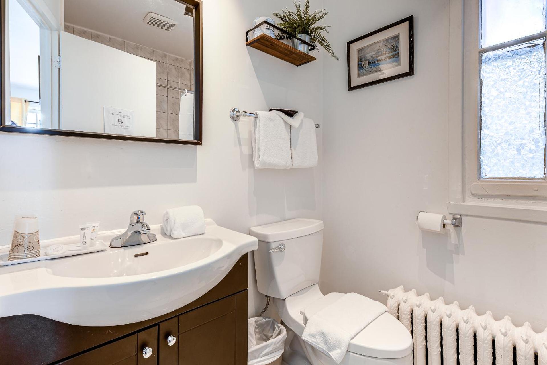 North House - Hôtel Automatisé Manoir des Remparts