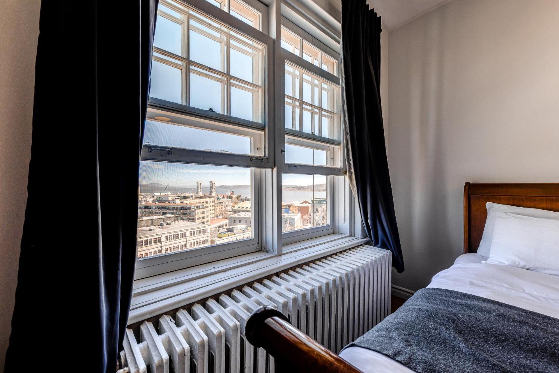 North House - Hôtel Automatisé Manoir des Remparts