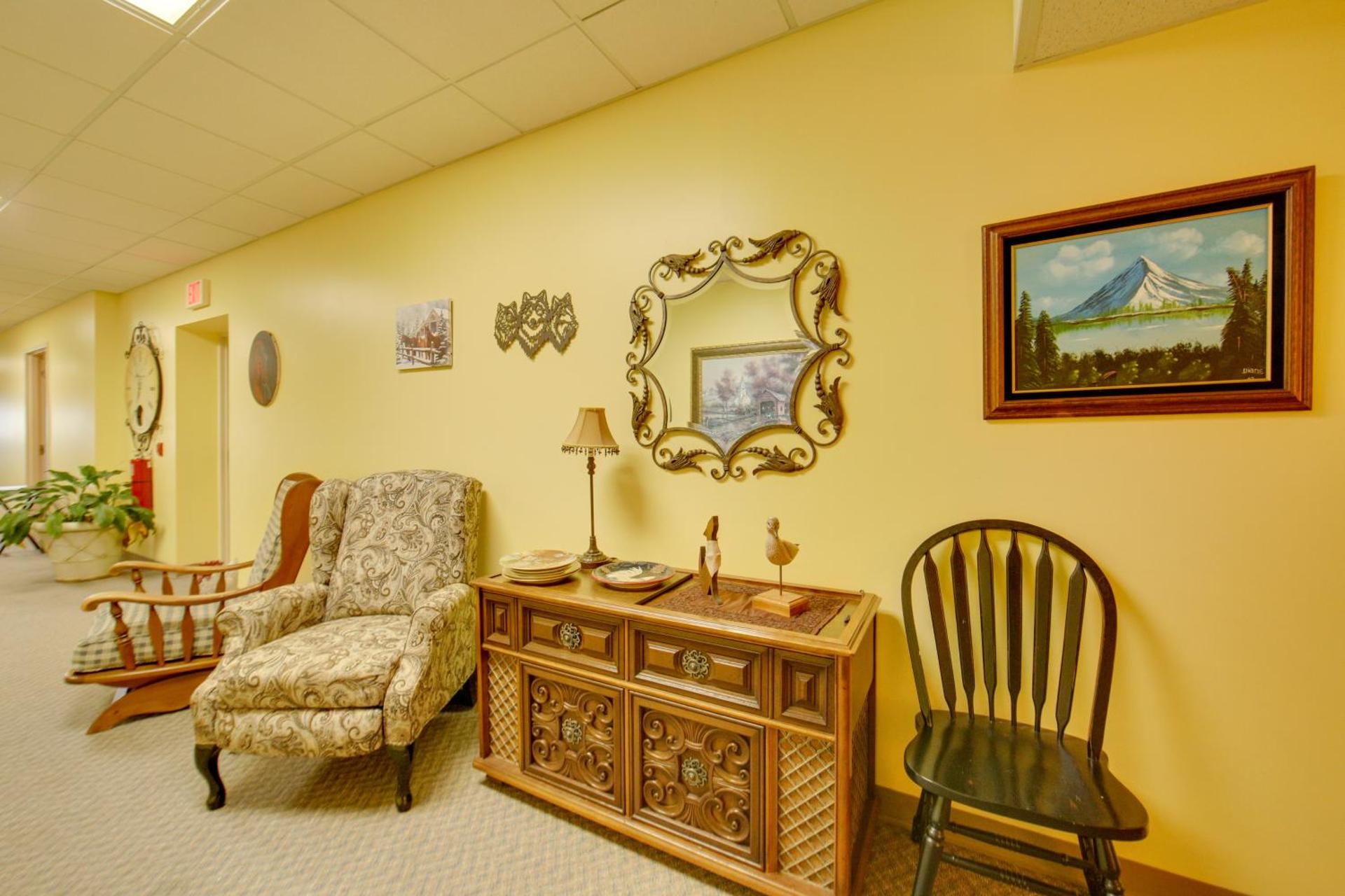 New Kensington Apt Near Parks Pets Welcome!