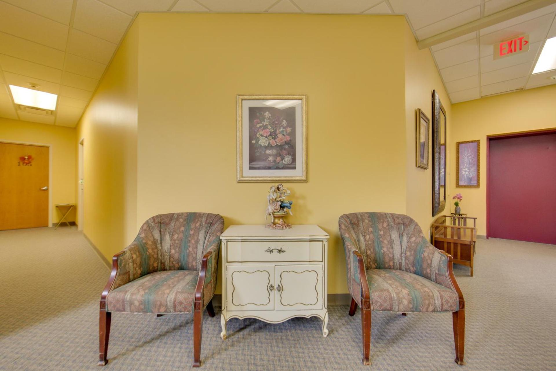 New Kensington Apt Near Parks Pets Welcome!